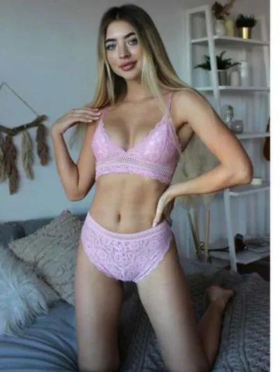 Татьяна, 23 года, 2 размер груди